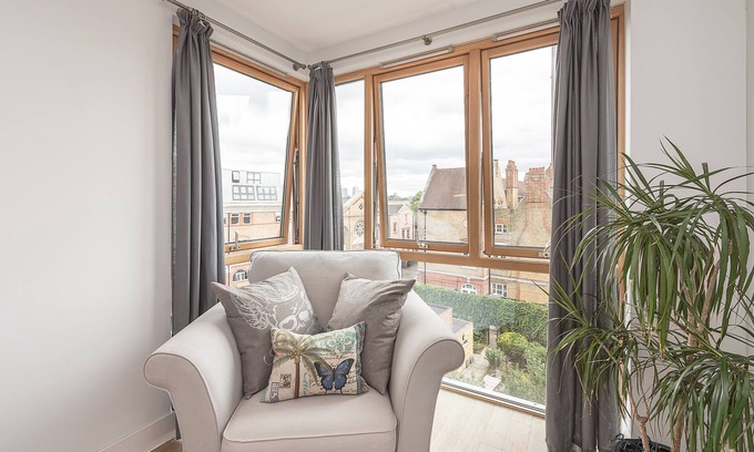 Bethnal Green Apartment | *SPECIAL SEPTEMBER OFFER* Luxury East London Apartment