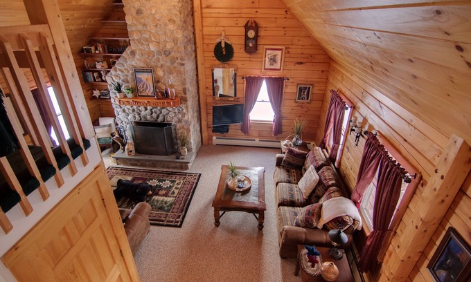 North Woodstock Cabin | Special Summer 2020 Rates For Romantic Couples