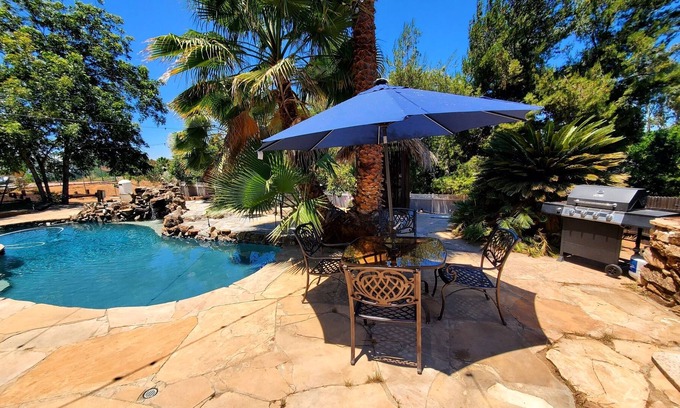 Rancho San Diego House | Special Vacation Home / Pool+ Basketball Court