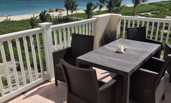 Wheeland Settlement Condo | Spectacular 3 Bedroom Beachfront Condo