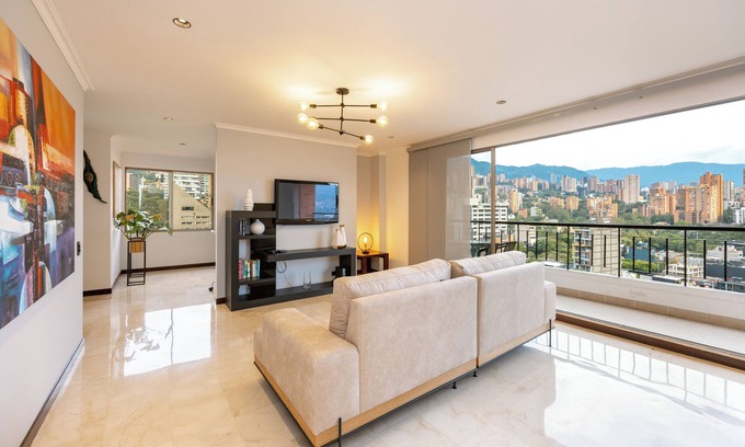 Lalinde Apartment | Spectacular 3BR flat with great view close to Provenza