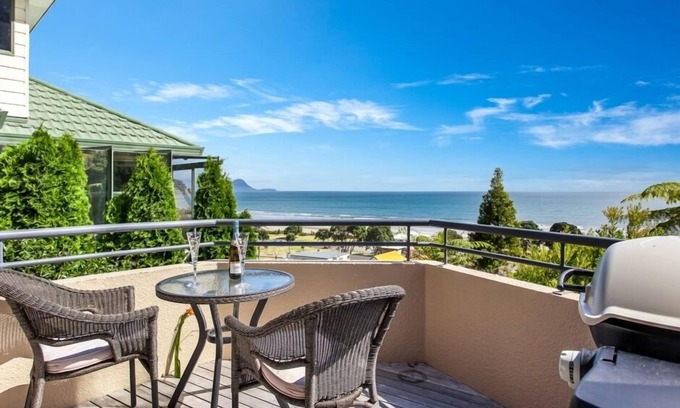 Ohope Apartment | Spectacular Beach Views of Ohope Beach