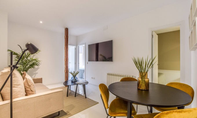 Las Acacias Apartment | Spectacular design apartment with balcony