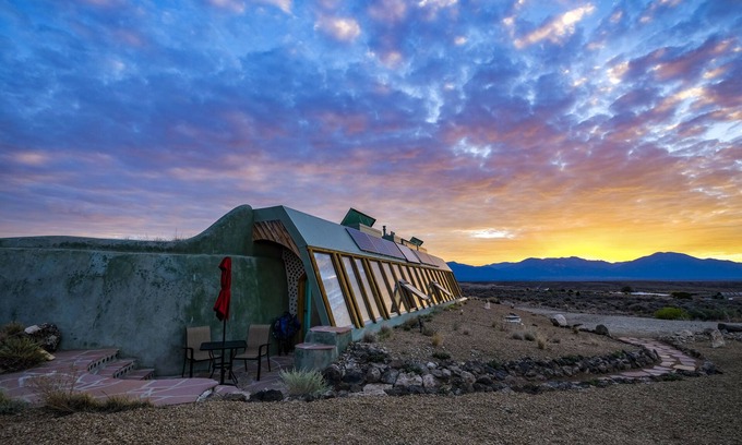 Petaca House | Spectacular Earthship