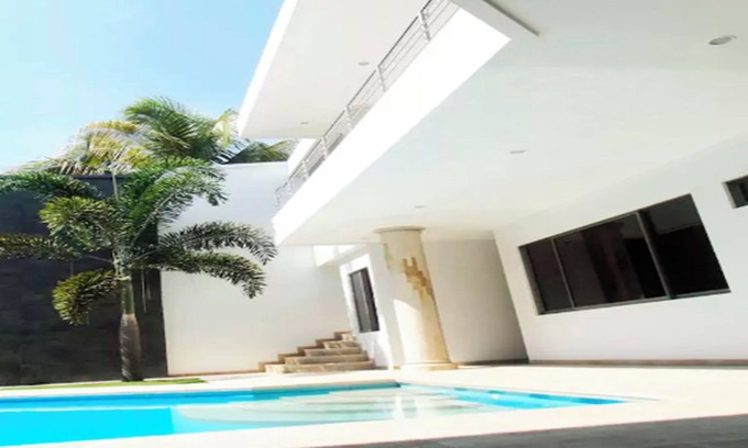 Cali House | SPECTACULAR HOUSE WITH PRIVATE POOL