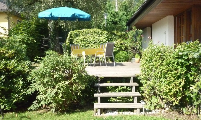 Sattendorf House | Spectacular lake house with private beach, bathing jetty and a large garden