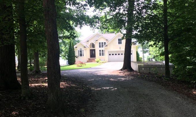 Littleton House | Spectacular Main Lake Sunsets from spacious 4 BR, 3800 sq ft, 1-acre point lot