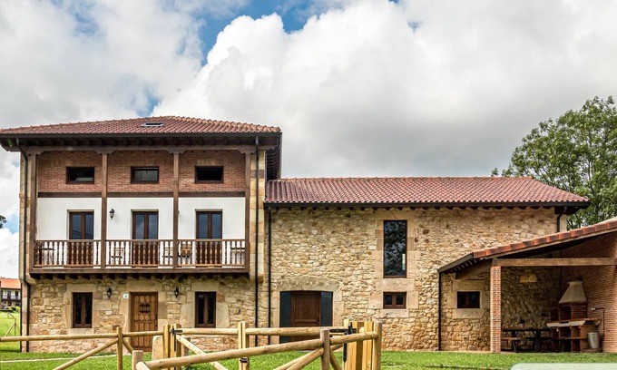 Penagos Cottage | Spectacular rural villa in Cabarceno