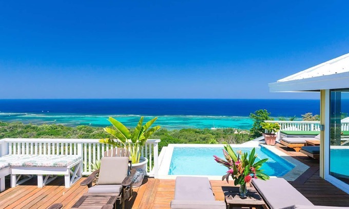 Antoneys Cay House | Spectacular Sea Views, Sunsets And Cooling Trade Winds.