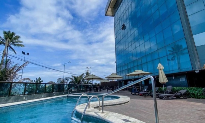 Cruz das Almas Hotel | Spectacular seafront apartment in the ritz suites hotel