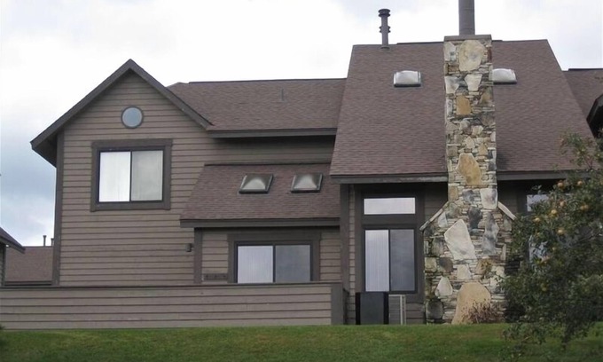 Seven Springs House | Spectacular! - Ski-in/Ski-Out Seven Springs/Sunridge Townhouse