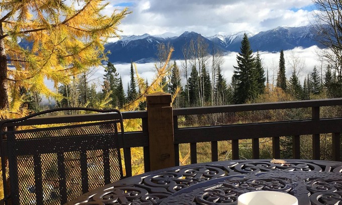 Golden Condo | Spectacular Top Floor 2 Br W/Hot Tub and Panoramic View