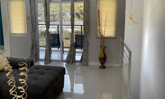 Constant Spring Apartment | Spectacular Upstairs 2 bed | 2 bath condo
