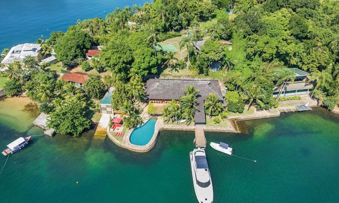 Angra dos Reis Villa | Spectacular villa in Angra dos Reis - Ang010