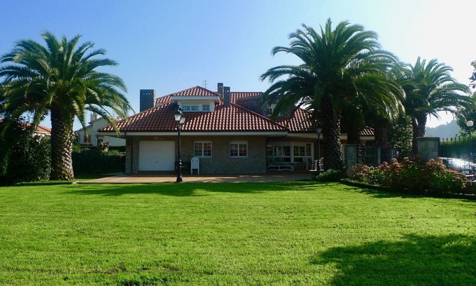 Ribadesella Ski Chalet | SPECTACULAR VILLA FOR 5 MINUTES FROM THE BEACH OF SANTA MARINA DE RIBADESELLA