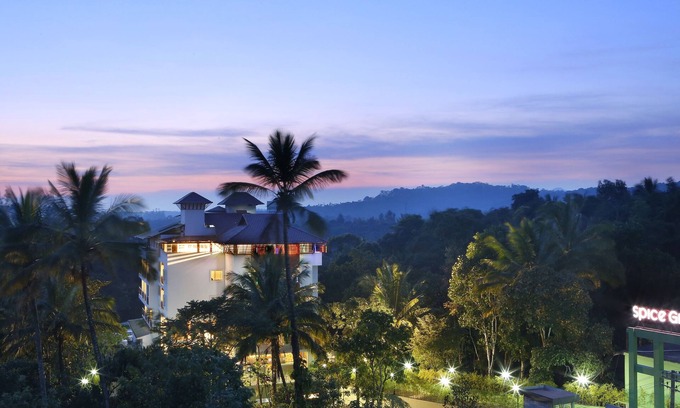 Anakkara Hotel | Spicegrove