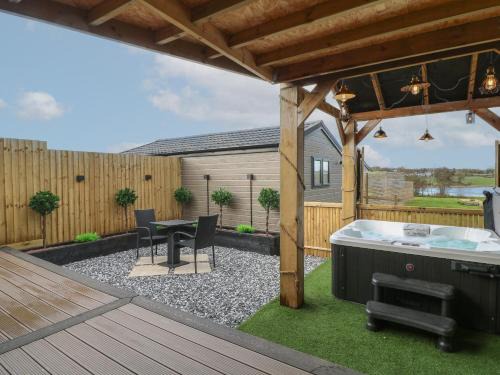 Swadlincote House | Spindle