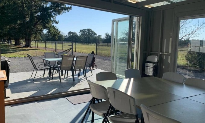 Yaldhurst Cabin | Spires Barn Lodge
