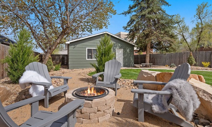 Martinez Park House | Spirit of the Rockies - Private Backyard & Hot Tub