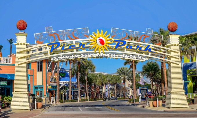 West Panama City Beach Condo | Splash 1006 East - Summer Super Special