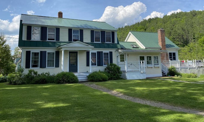 Woodstock House | Splendid 1920s Vermont Farmhouse