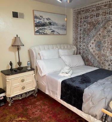 Airport Township House | Splendid Room in House 10 mins to Airport