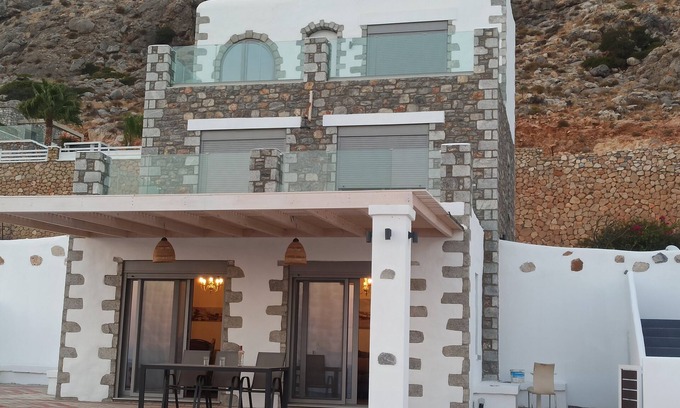 Prassonissi Villa | Splendid stone built villa for up to 8 people with private pool
