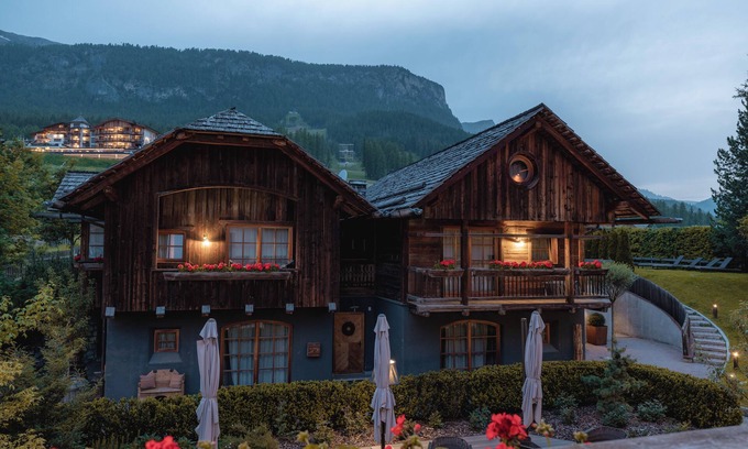 La Villa Hotel | Sportony Mountain Lodges
