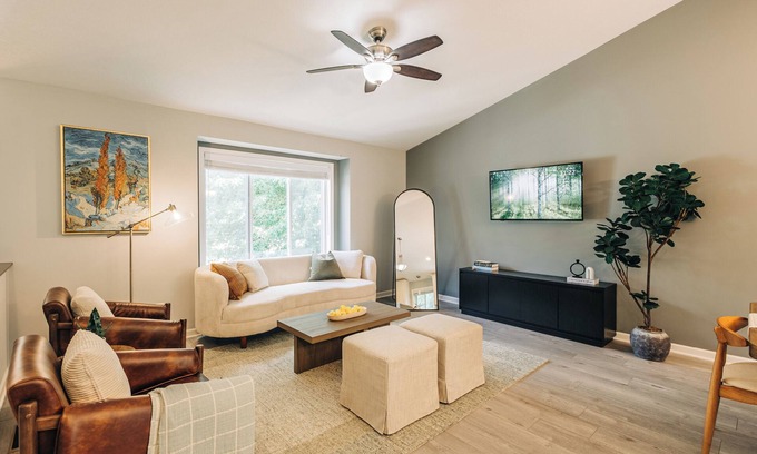 Blaine House | Sports Twin Cities Suburban Escape: 4BR w/Game Room & Big Yard Near NSC & TPC