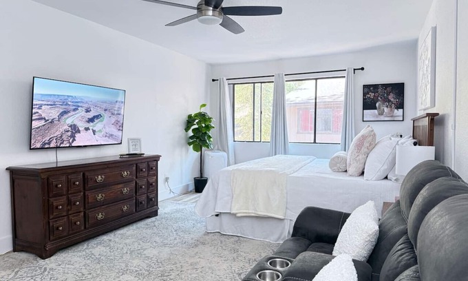 Pinetop Cabin | Sports Village/1 BR 1 BA/Studio/Kitchenette