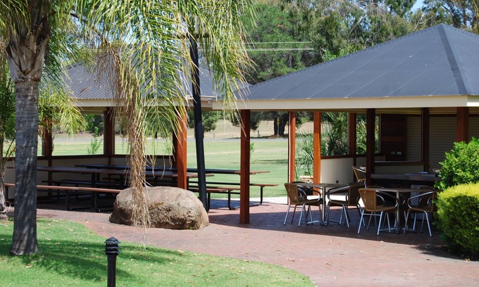 Barooga Hotel | Sportsmans Motor Inn