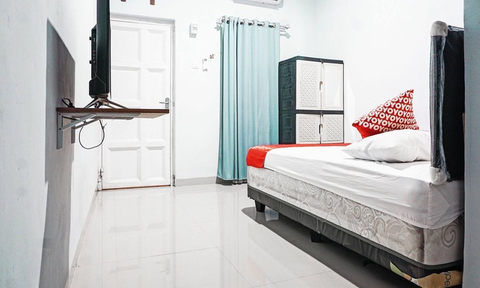 Somba Opu Hotel | SPOT ON 92221 Pondok Cahaya