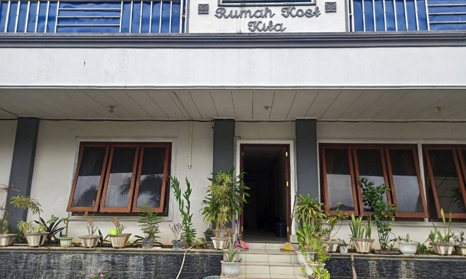 Tarakan Hotel | SPOT ON 92782 Rumah Kost Kita Tarakan