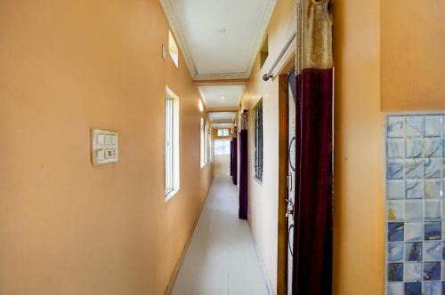 Seraikela Hotel | SPOT ON Hotel Aman Restaurant And Sweets