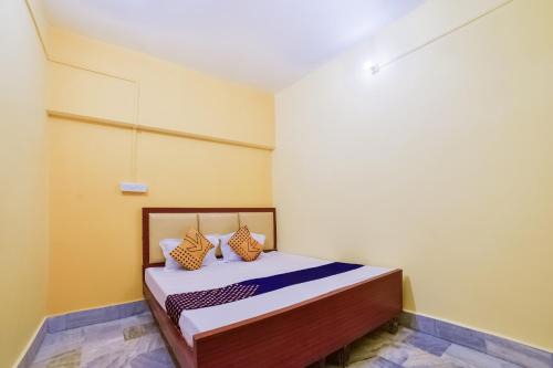 Rajendra Nagar Hotel | SPOT ON Luv-kush Inn