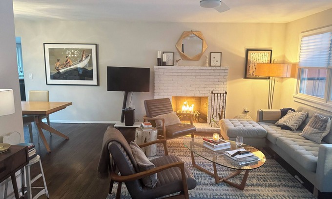 Clearwater Beach House | Spotless and Serene 3 Bedroom in Clearwater Beach Community