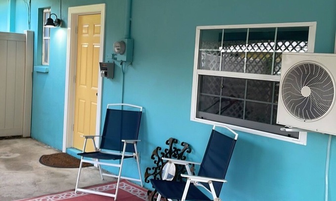 Clearwater Apartment | Spotless, cozy studio with private entrance & parking, free WiFi in Clearwater.