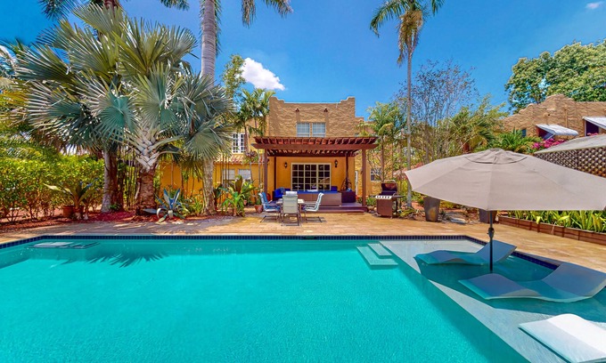 Riviera Beach House | Sprawling estate with a main house and a guest house - pool, grill, W/D, and AC