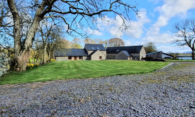 Menai Bridge Cottage | Spring Cottage (Sleeps 8)-Holiday Cottages Views Of Snowdon Range Menai Bridge