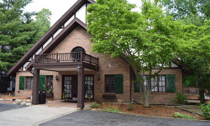 Porter Hotel | Spring House Inn