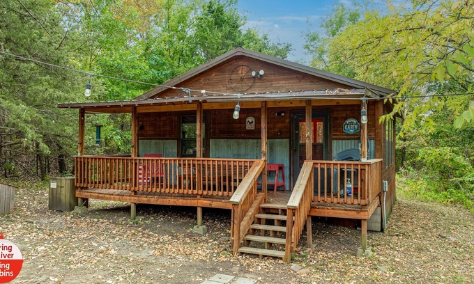 Miami Cabin | Spring River Fishing Cabins #2 - Dogwood - Dogs ok