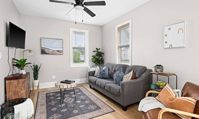 East End House | Spring Valley Cottage