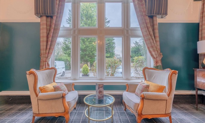Darwen Hotel | Springbank Manor