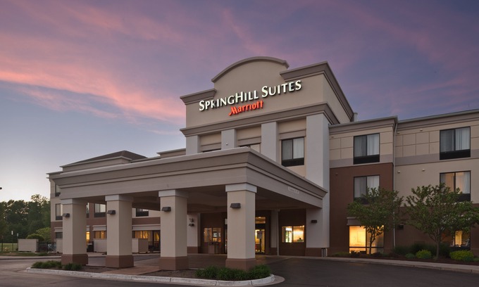 Lansing Hotel | SpringHill Suites Lansing by Marriott