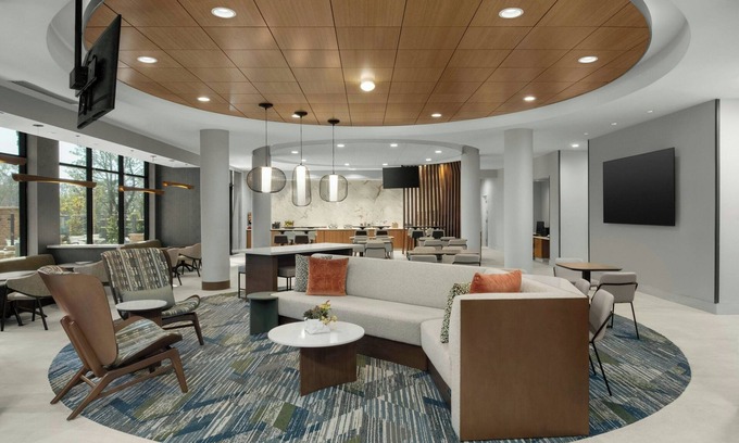 Irvine Business Complex Hotel | SpringHill Suites Irvine John Wayne Airport/Orange County