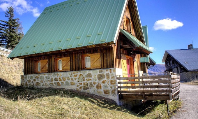 La Bollene-Vesubie House | Spruce - LA BOLLENE-VESUBIE