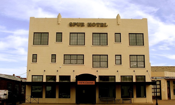 Archer City Bed & Breakfast | Spur Hotel
