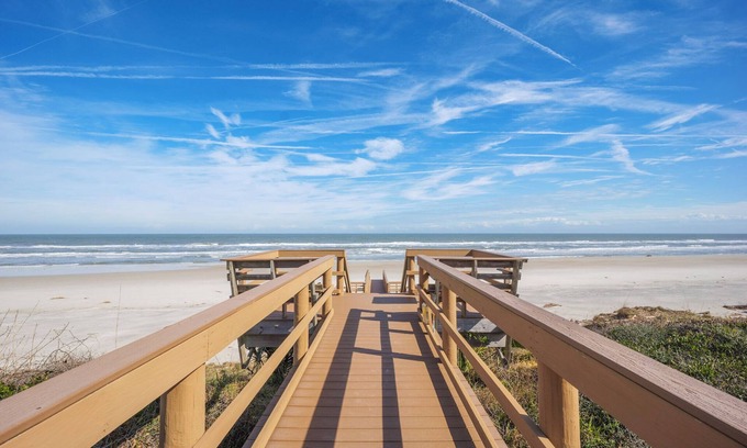 Crescent Beach Condo | Spyglass 32