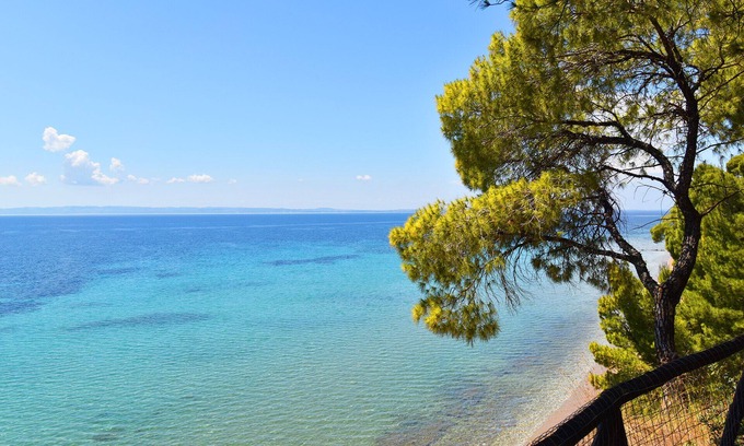 Metamorfosi House | Squirrel Beach Front Villa, Metamorfosi