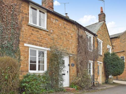Hook Norton House | Squirrel Cottage